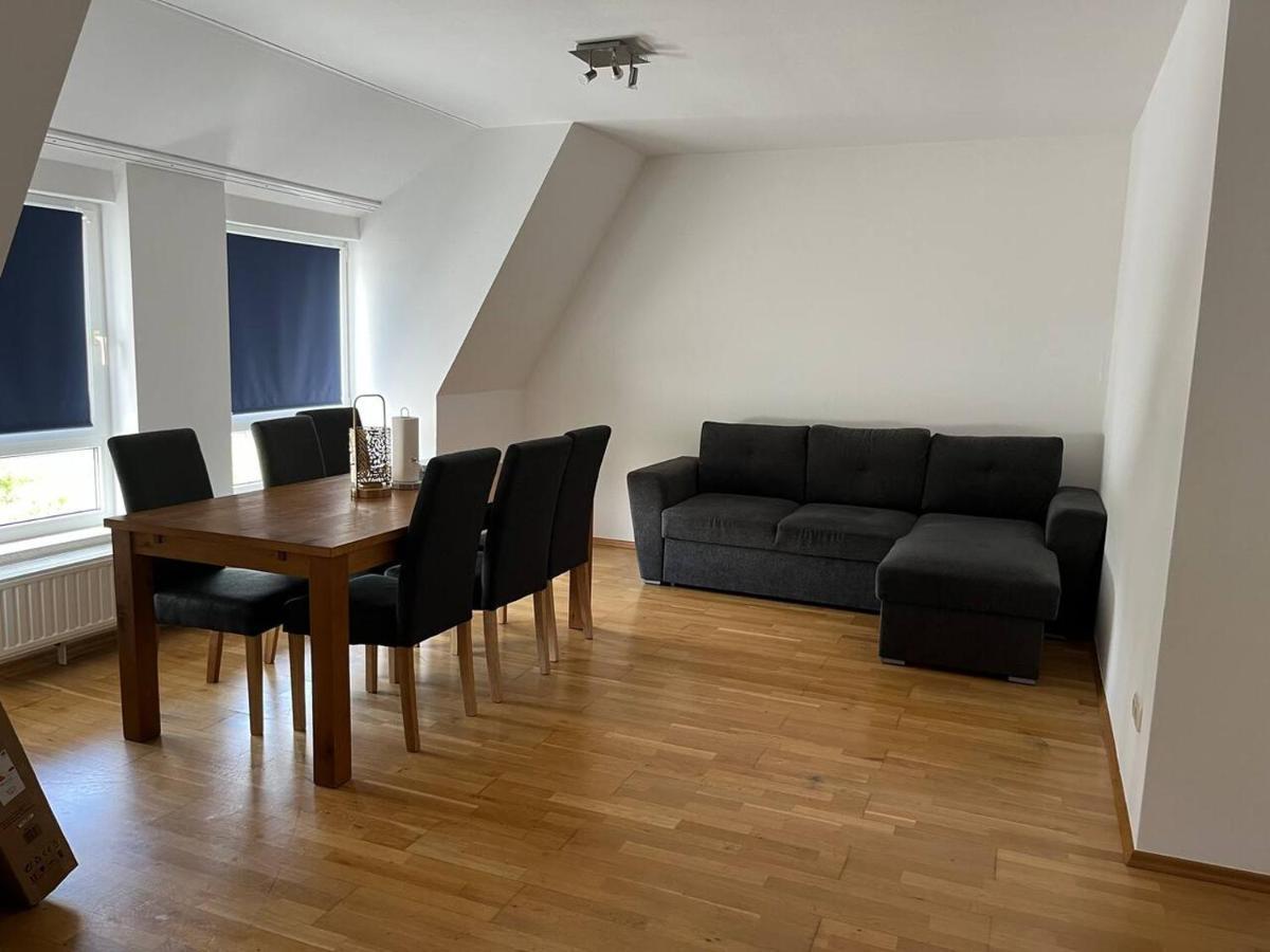 Grosses Apartment Im Dg Leipzig Dış mekan fotoğraf
