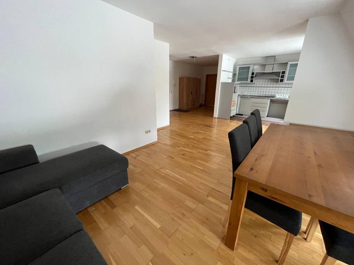 Grosses Apartment Im Dg Leipzig Dış mekan fotoğraf